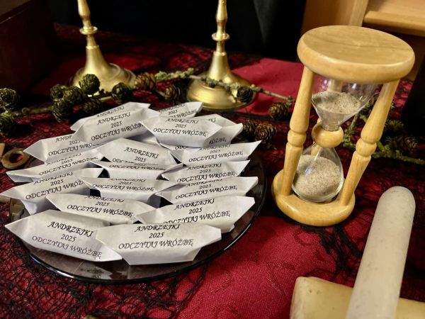 Zdjęcie Andrzejki 2025 w Bibliotece