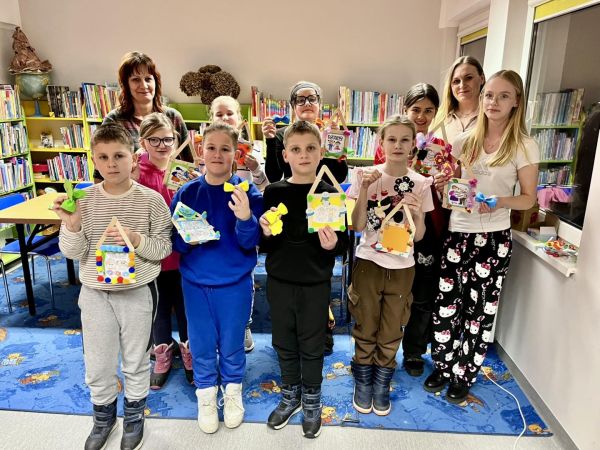 Zdjęcie Warsztaty plastyczne z okazji Dnia Babci i Dziadka za nami